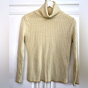 River Island Women’s Size Medium Cream Turtleneck Tan Line Along Hem and Cuffs
